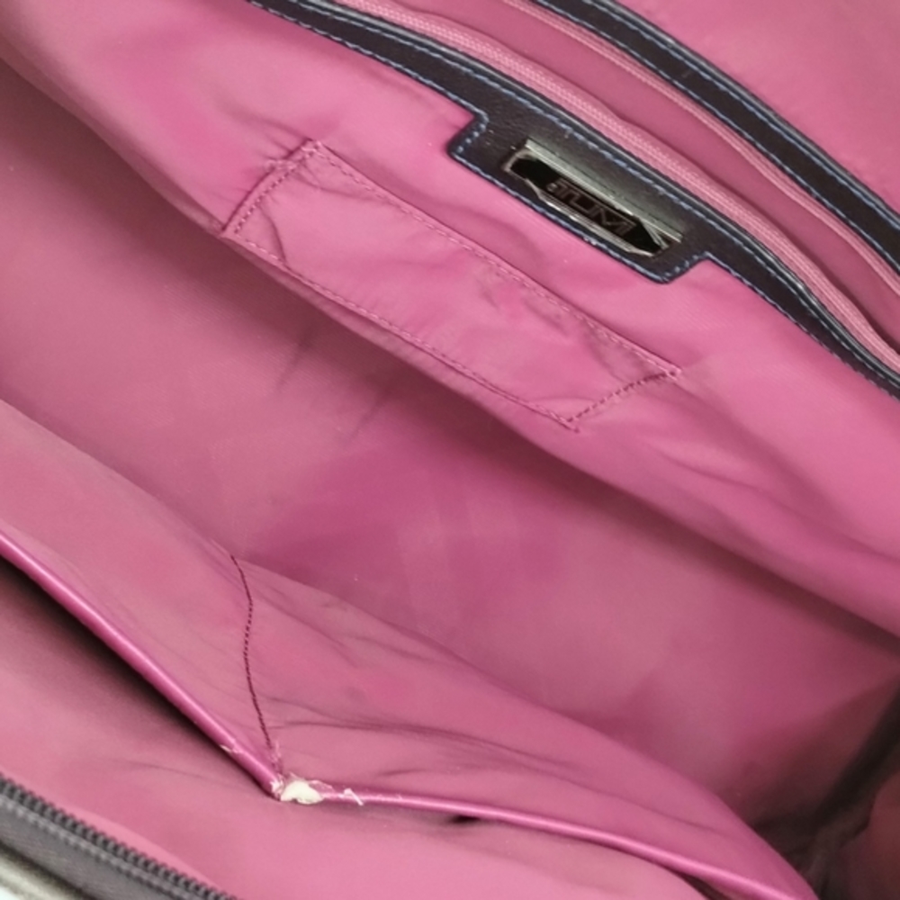 Tumi Voyager‎ Blue Logo Duffle  Bag - Picture 7 of 16